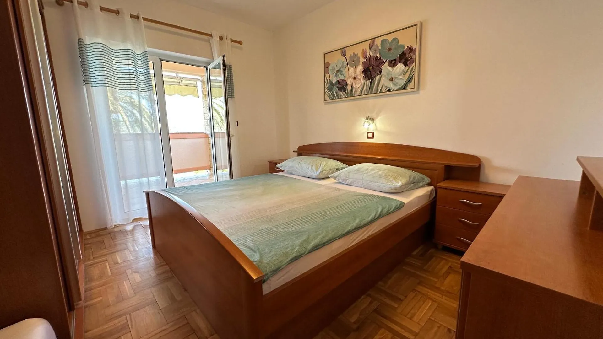 Apartmani Neda I Sime Rab Town 0*,  Croatia