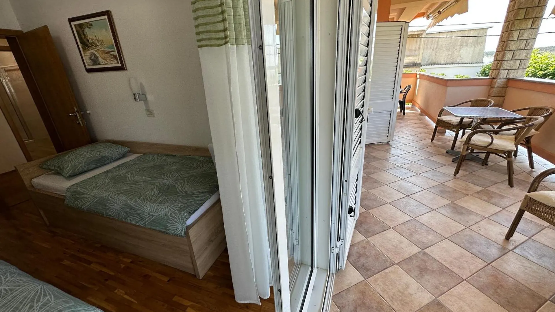 Apartmani Neda I Sime Rab Town Croatia